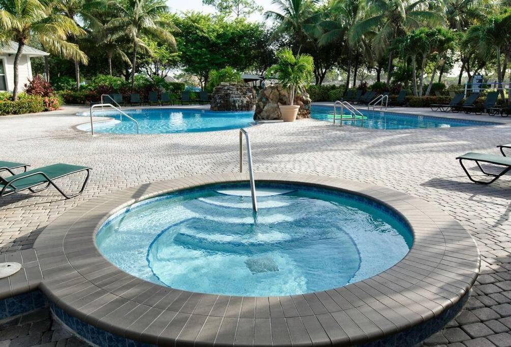 Greenlinks Golf View Villa Flamingo At Lely Resort North North Naples エクステリア 写真